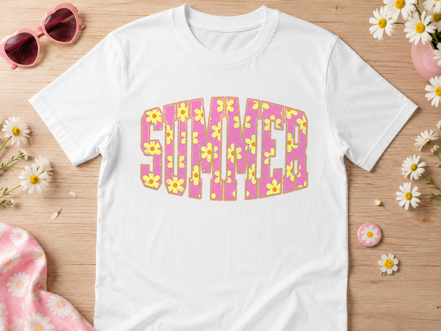 Retro Summer Daisy Graphic Tee – Cute Pink Floral Shirt
