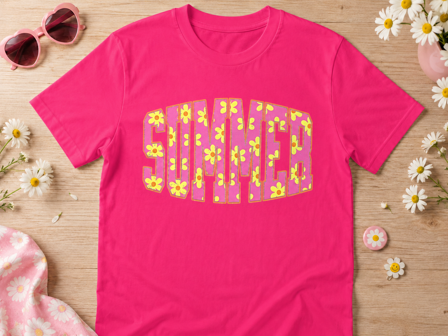 Retro Summer Daisy Graphic Tee – Cute Pink Floral Shirt
